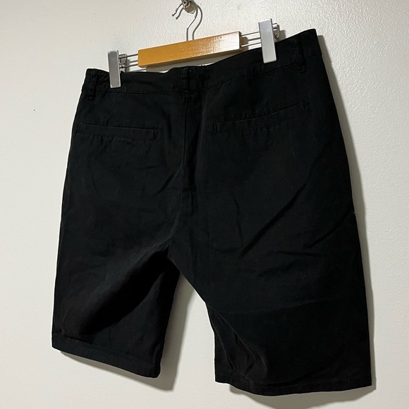 ASOS Men’s Black Chino Shorts Size 32 W Casual Stretch Cotton Blend - Picture 8 of 15